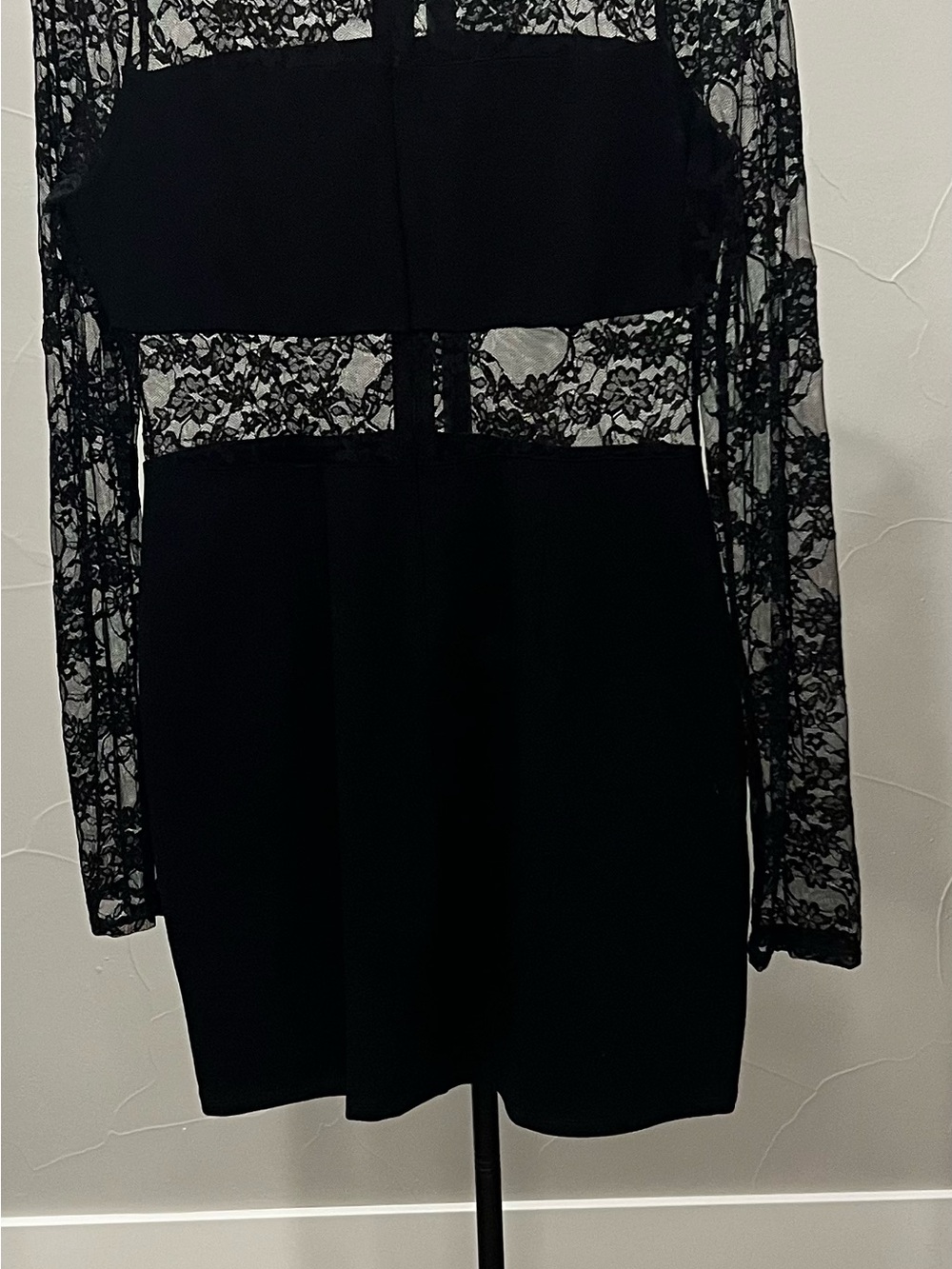 Lulu's Black Lace Long Sleeve Bodycon Dress